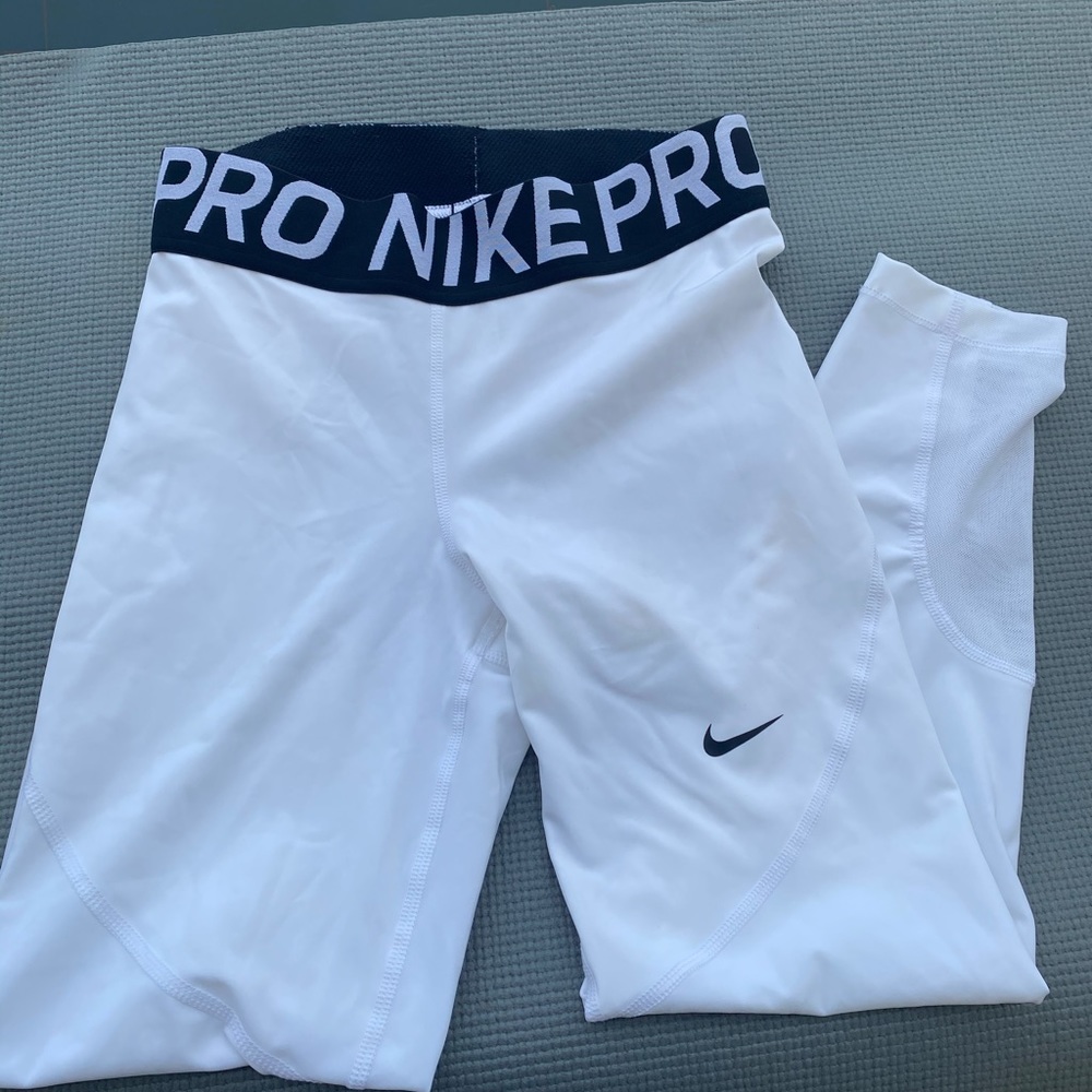 Women’s Nike tights
